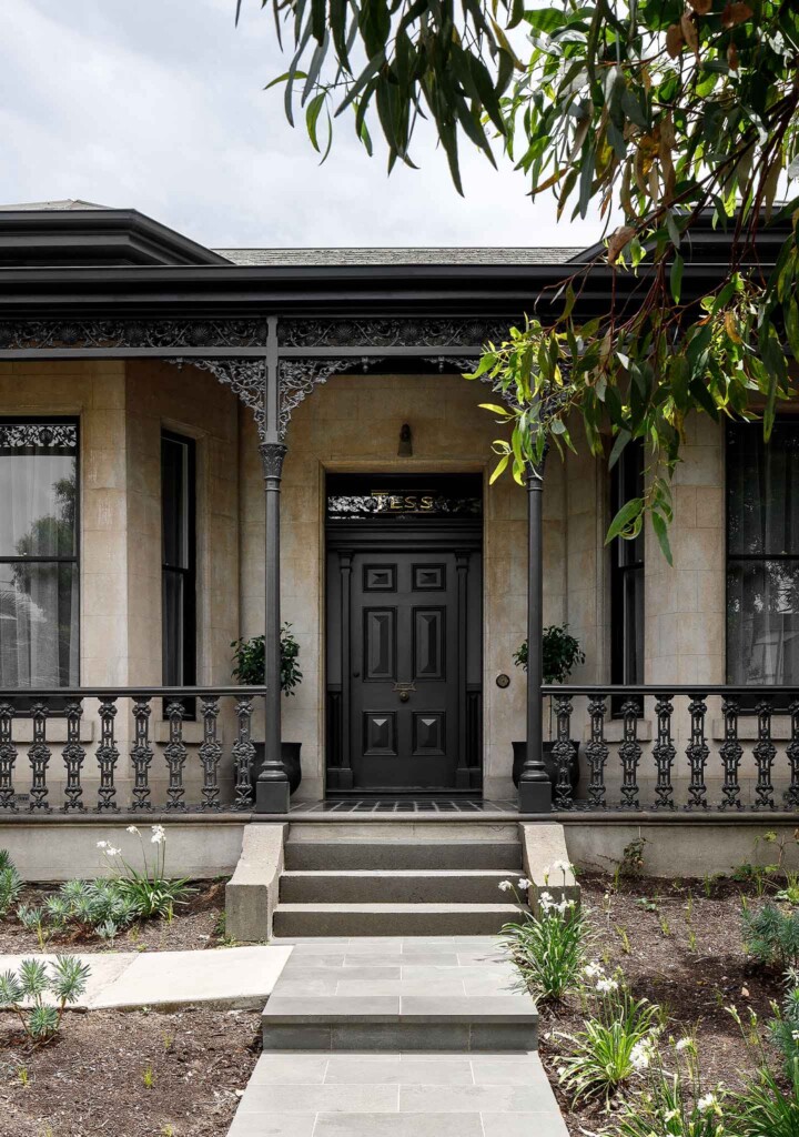 DOMO Entrance front door Bayside House Cera Stribley McClusky Studio Timothy Kaye