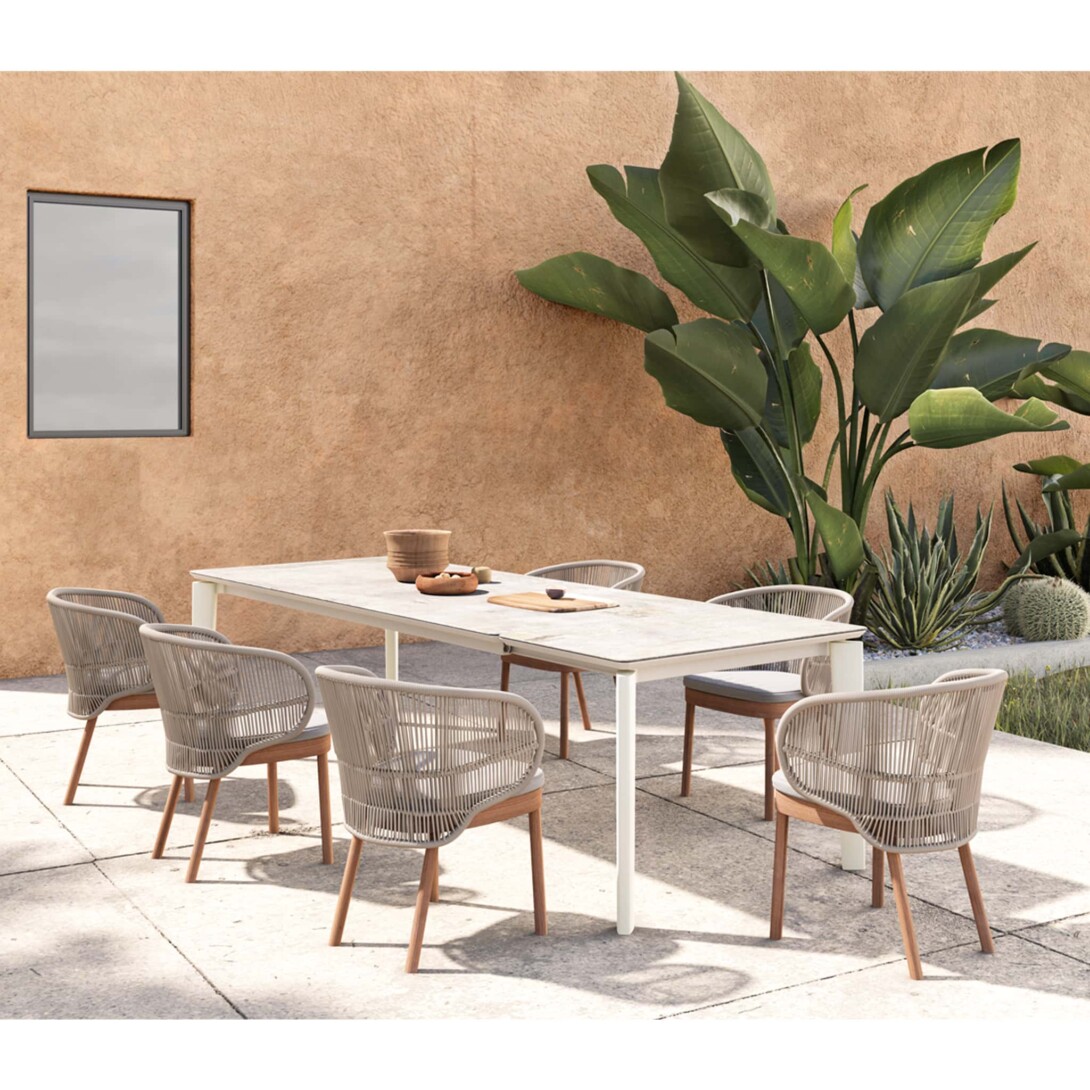 KUN Design Jumbo Dining Chair and Bagel Extendable Dining Table
