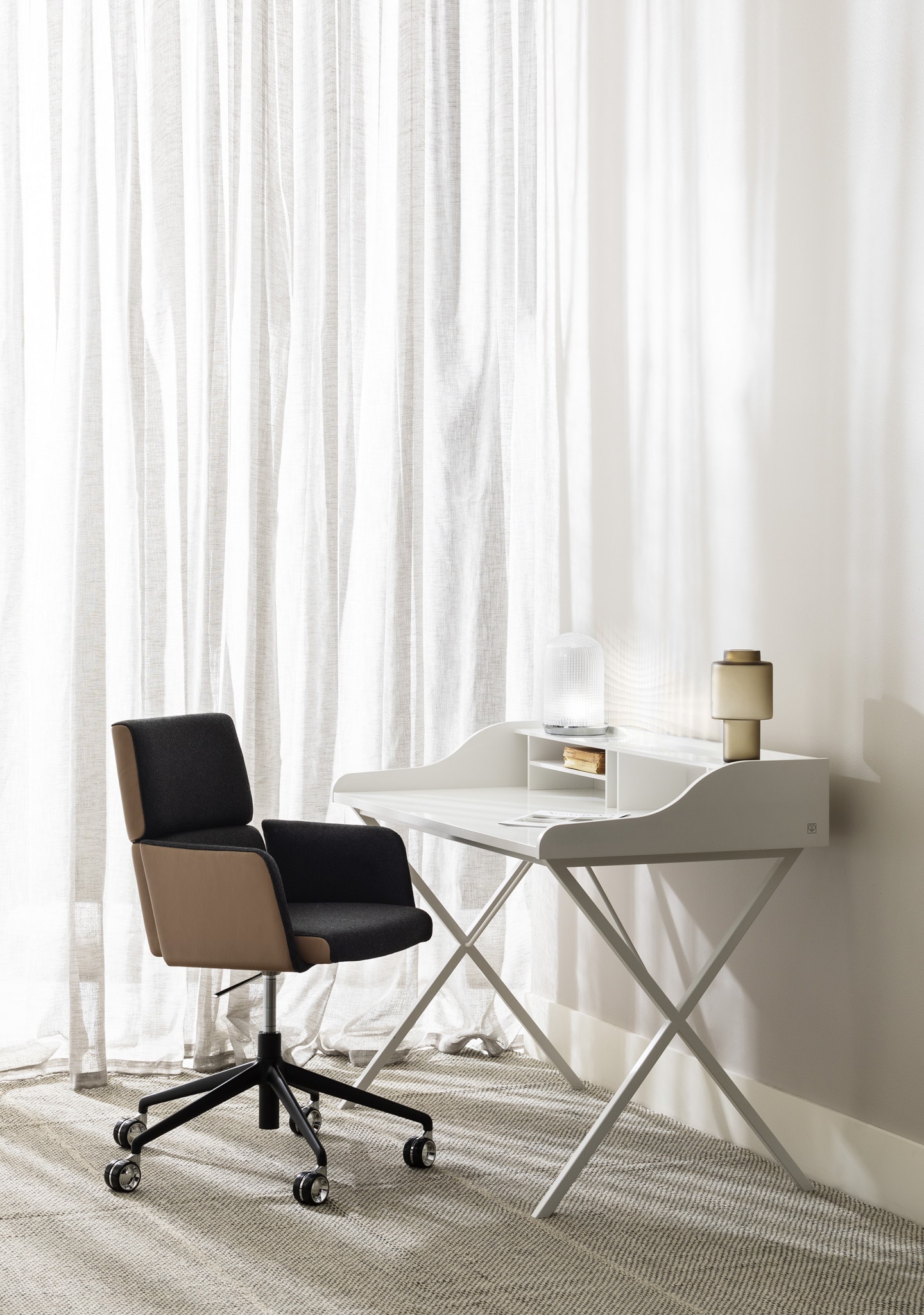 Ursuline Writing Desk White Ligne Roset Ursuline Writing Desk White Ligne Roset