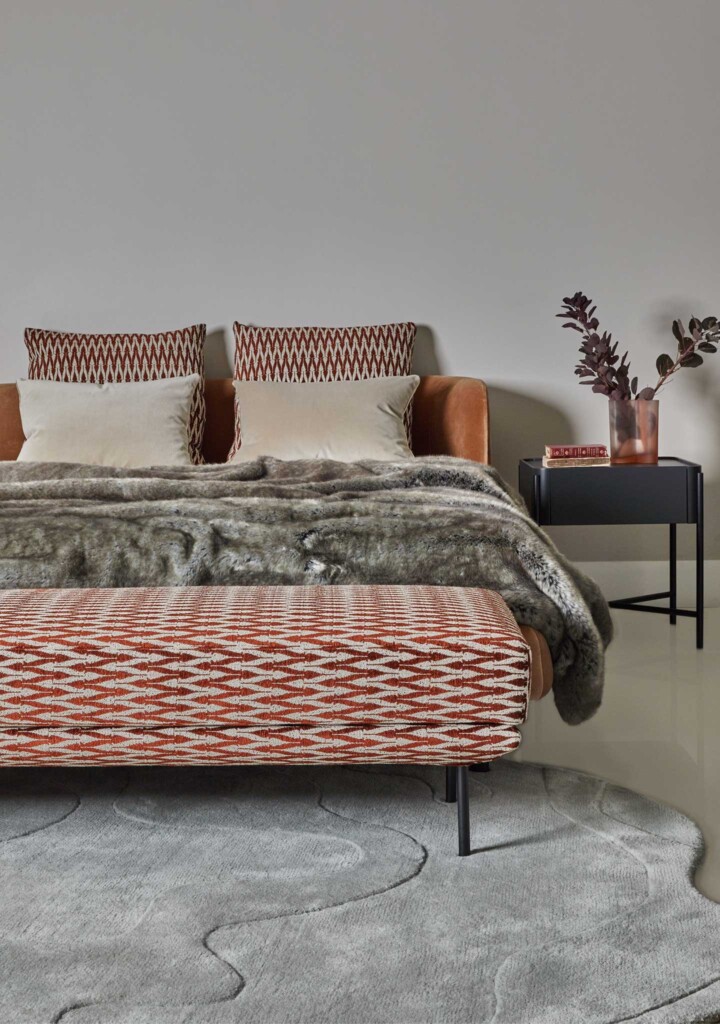 Red earthy pattern Cali bed bench modern Dolly bedside table Presotto