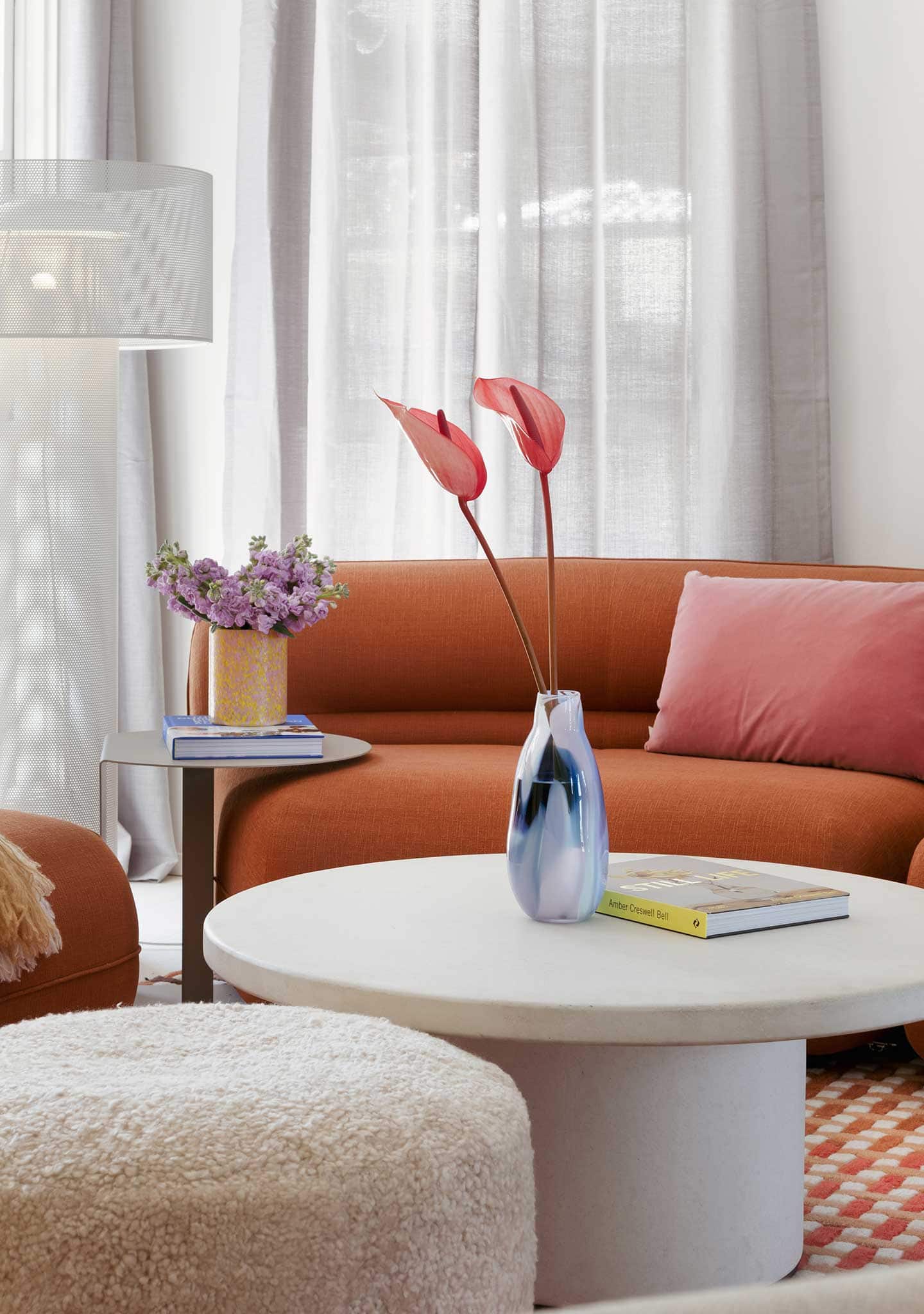 de Sede: DS-612 Coffee Table 60cm Marble White Cararra. Credit: Case Studio. de Sede: DS-612 Coffee Table 60cm Marble White Cararra. Credit: Case Studio.