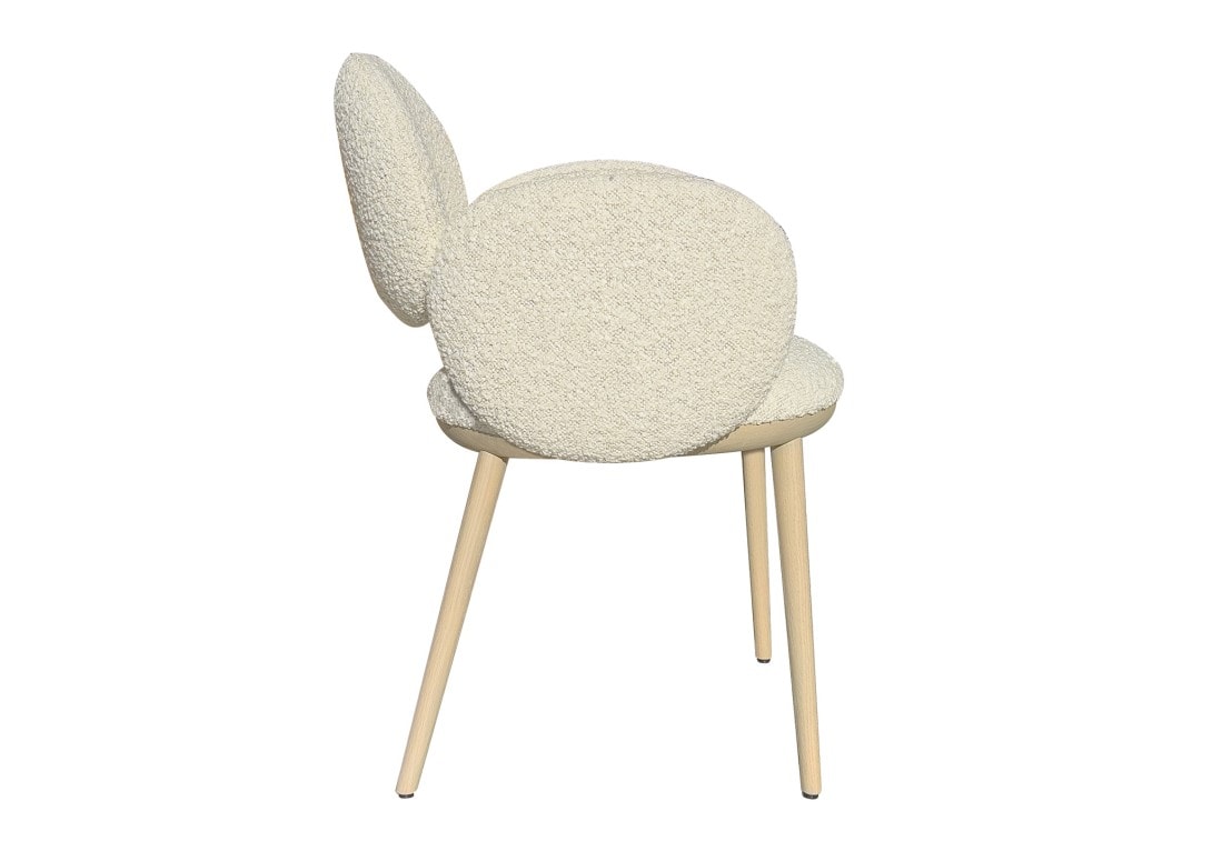 HC28 Cosmo Bonbon Chair: White Oak with MC 21910-02 BX Upholstery