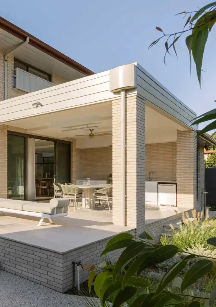 Sand and Stone House Brighton DOMO furniture homewares outdoor Rylock Balcome Constructions Patio Orlando Sofa Lotus pillar dining table