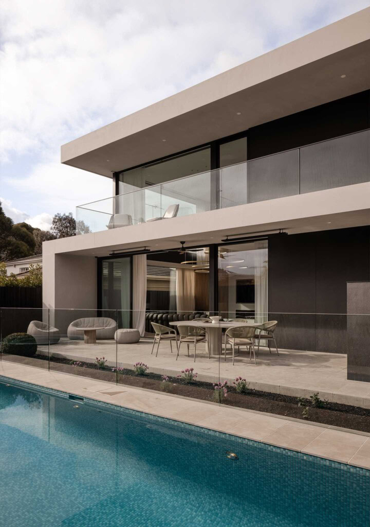 DOMO Deepdene Modern House Melbourne Sky Architect Arch Chris Murray