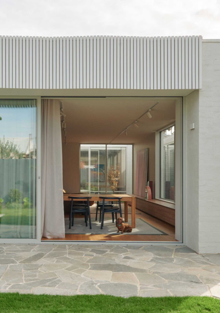 Alfred St House FYC Architects Veeral Patel DOMO colourful house melbourne crazy paving